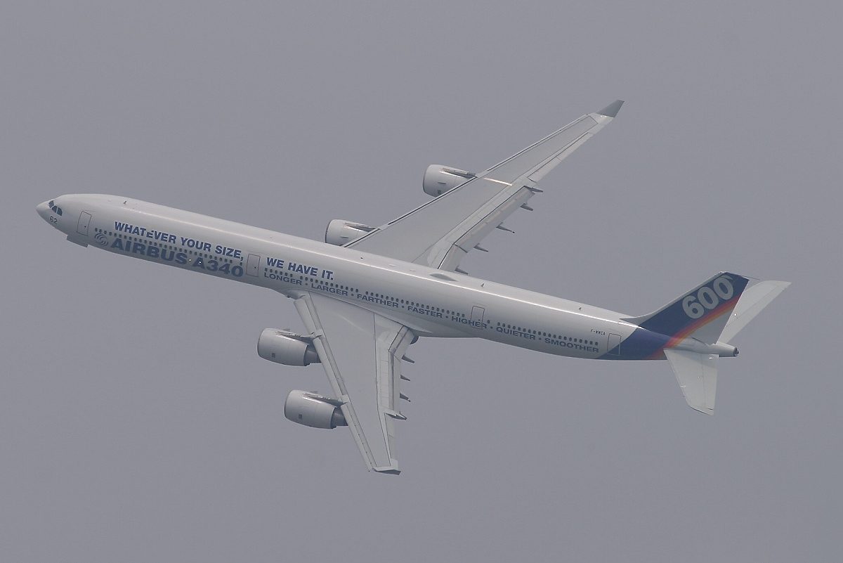 Airbus A340-600 · Airbus